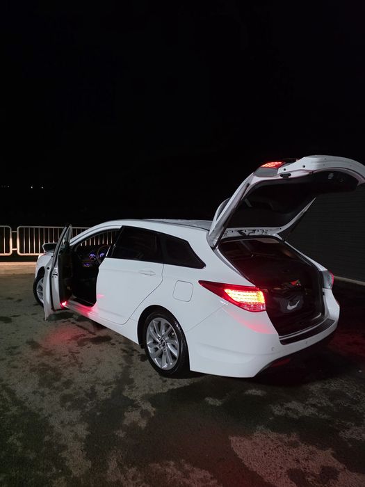 Hyundai i40 1.6 Benzină + GPL (din fabrică) – 2012 – 170.000 km reali