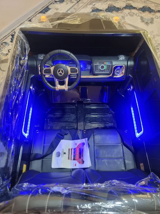 Детская машина новый Mercedes-Benz