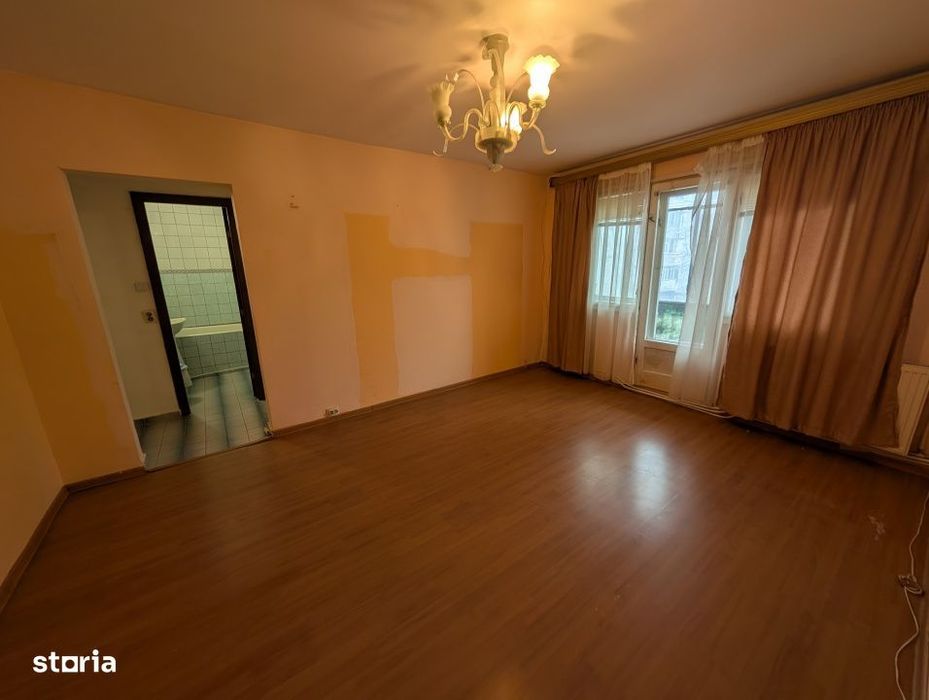 Apartament langa CORA , gradinita, etaj 2 — fotografia 1