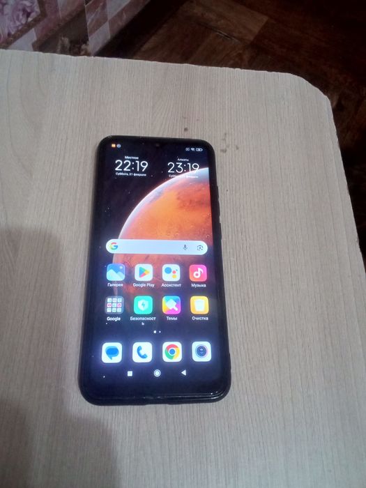 Продам два телефона