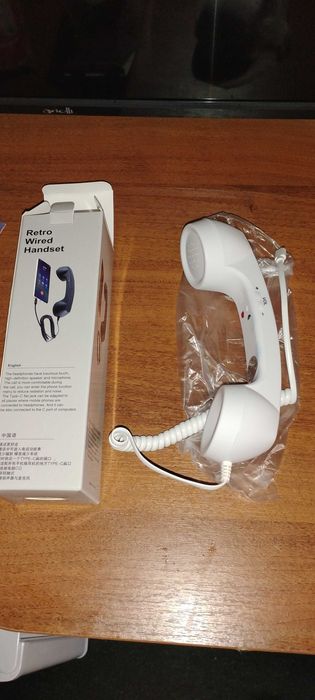 Телефонна слушалка за моб. телефон Android и Iphone с кабел mini C