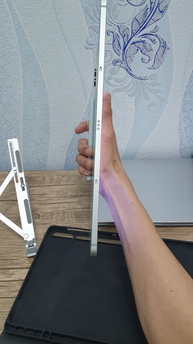 Samsung Tab S9 FE plus 8/128