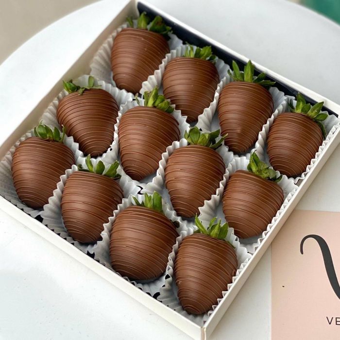 Клубника в шоколаде Ягоды в шоколаде