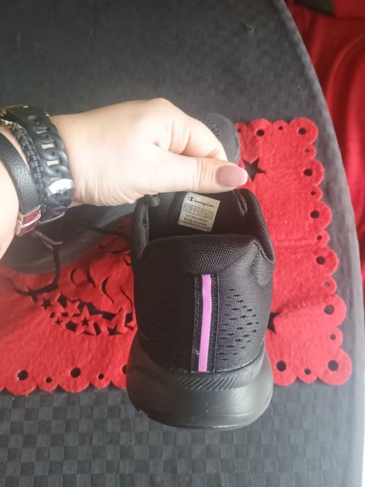 Маратонки  champion