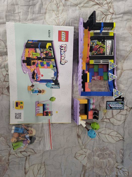 Продам наборы lego  frends и elves