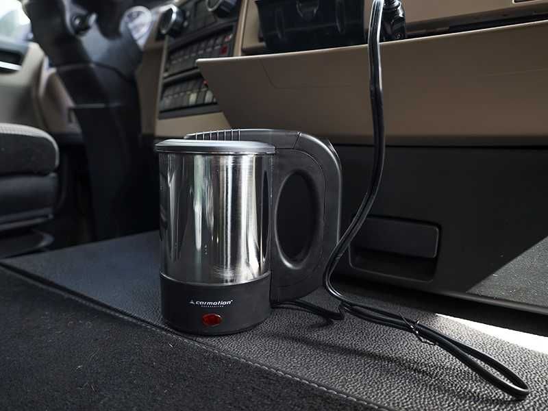 Кана за вода за кола 12/24V, 150W, 500 мл