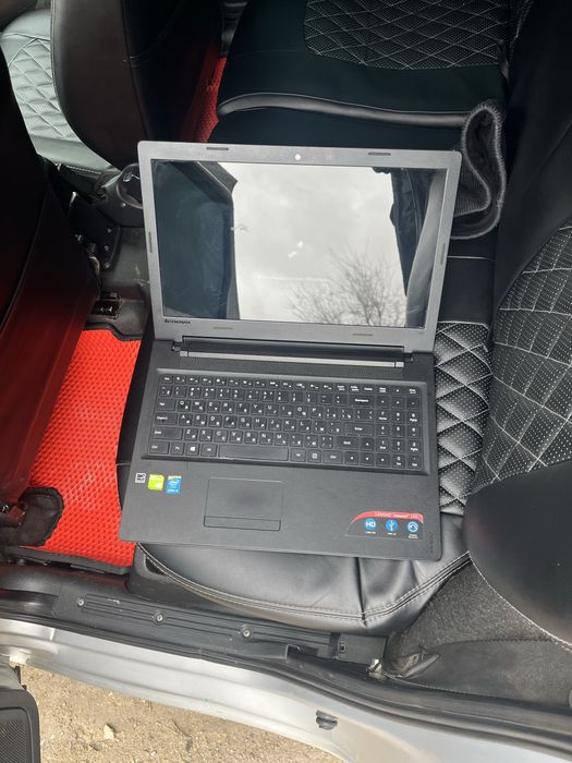 Ноутбук сатылады