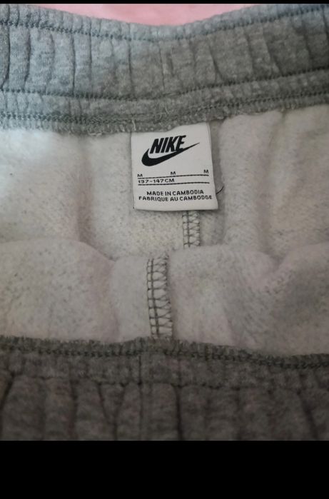 Vând pantaloni pt copii