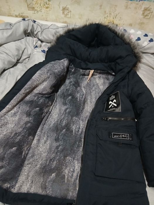 Продам куртку зимнию