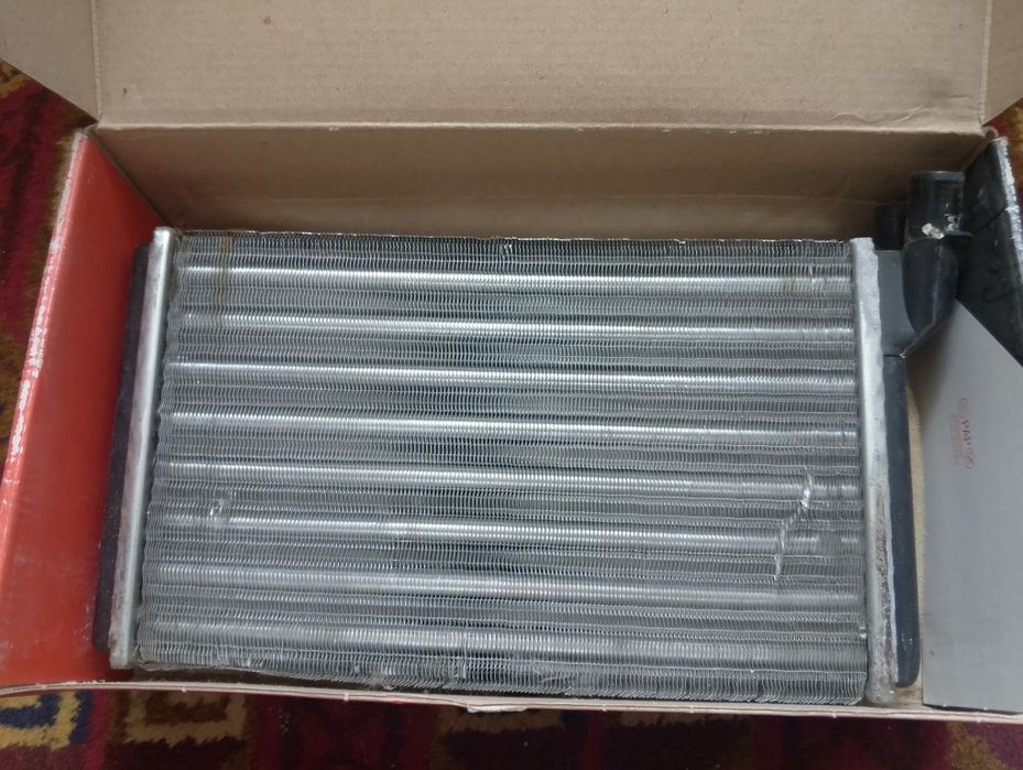 Телефон 6000 радиатор2000 магнитола2000 пылесос 2000