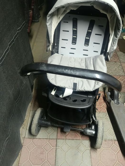 Продам детскую коляску