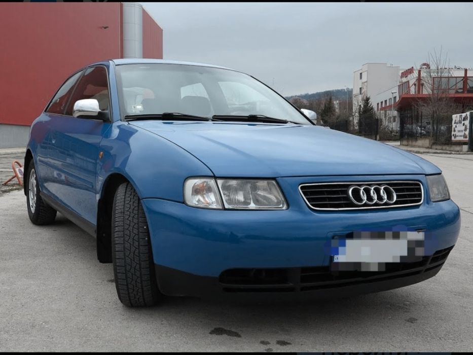 Фара на ауди А3.