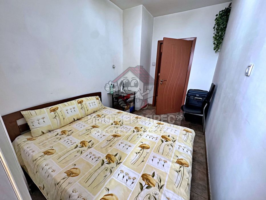 Продава се Тристаен апартамент в Асеновград - 68 кв.м за 1238 €/кв.м - Снимка #17
