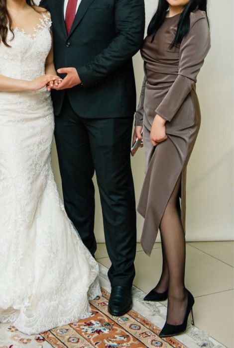 Продам платье коктейльное