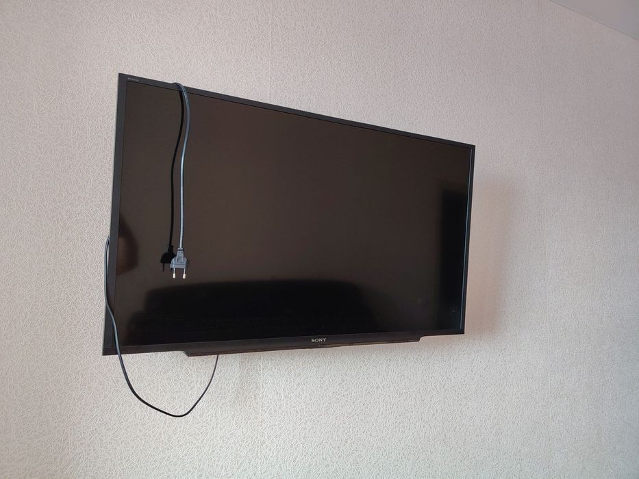 Продам телевизор SONY