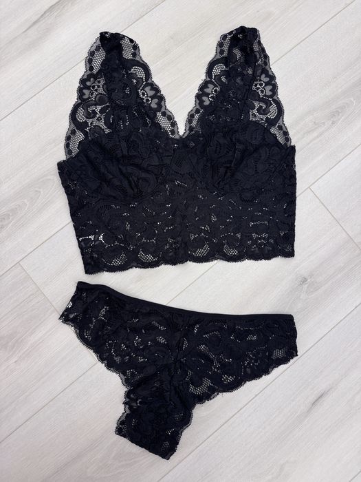 Дамско дантелено бельо бралет и бикини L