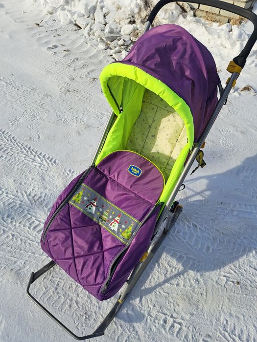 Продам саночки в хорошем состояние