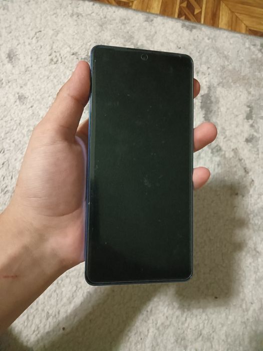 Продам смартфон tecno camon 20 premier