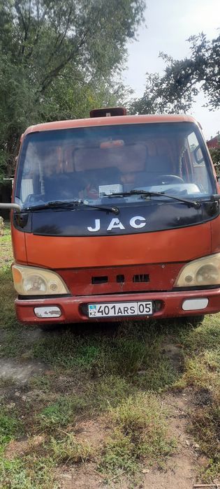 Жак, газель грузовой.