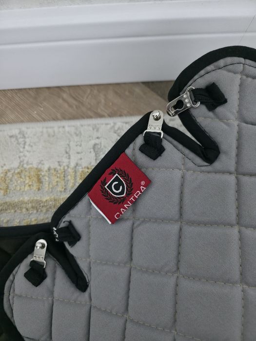 Продам комплект чехлов