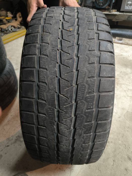 Продам шины 285/50/20