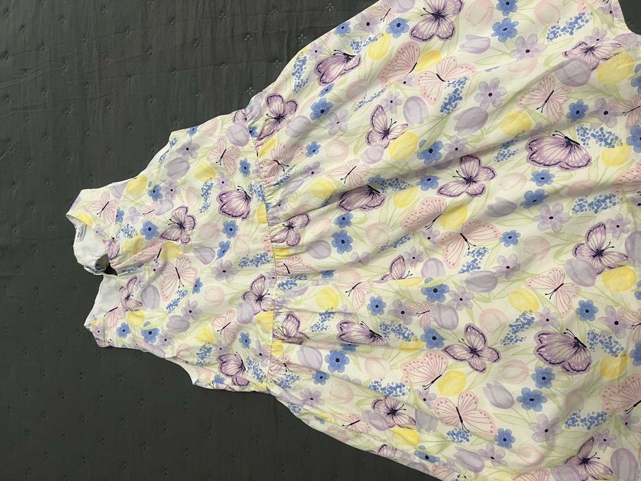 Лот от роклички за момиче 6-8г