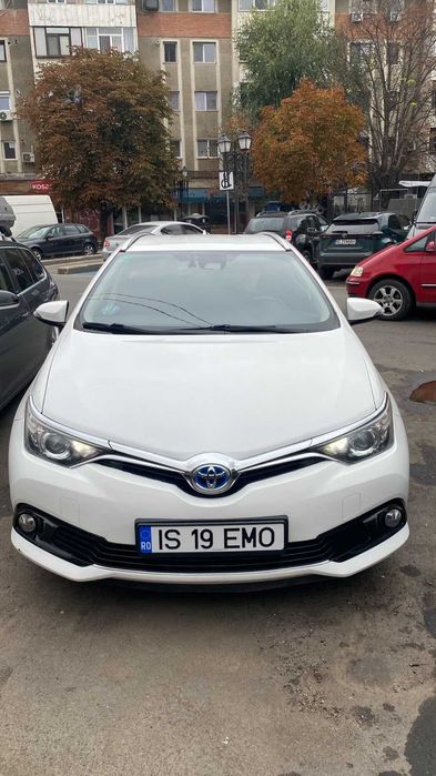 Toyota Auris Hybrid – 5l/100km