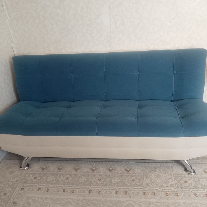 Продам диван новый