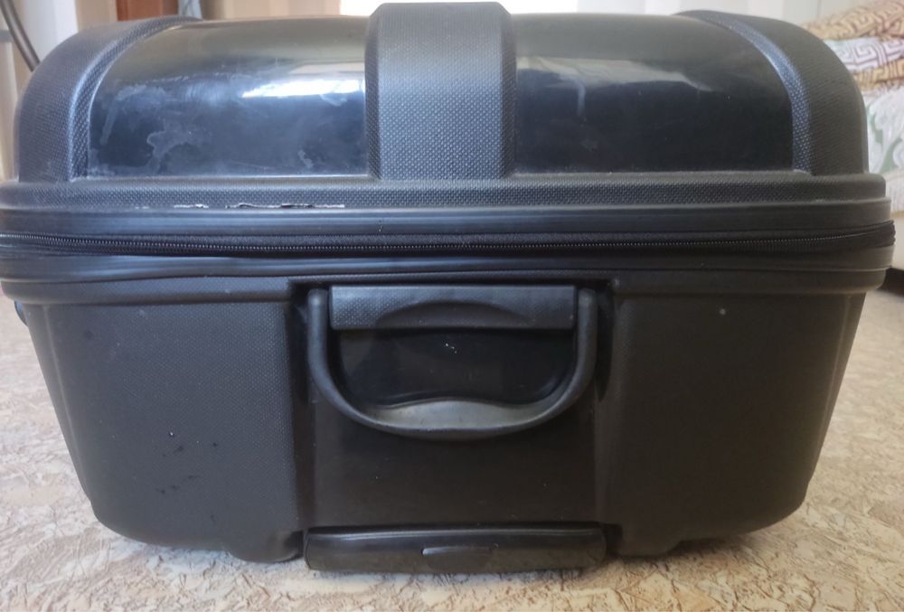 Вместительные Чемоданы