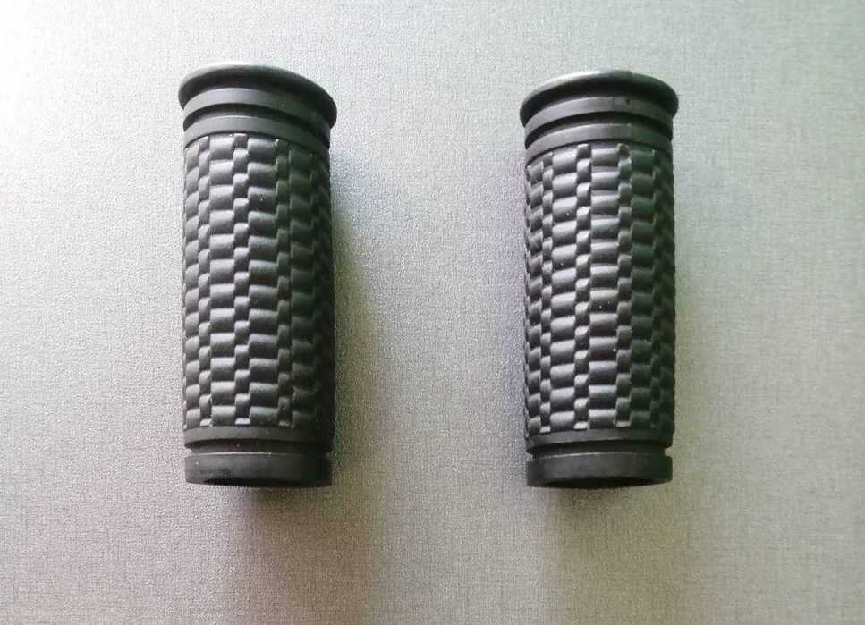 Нови ръкохватки за велосипед, грипове. Цена: 2,50 лв./бр.