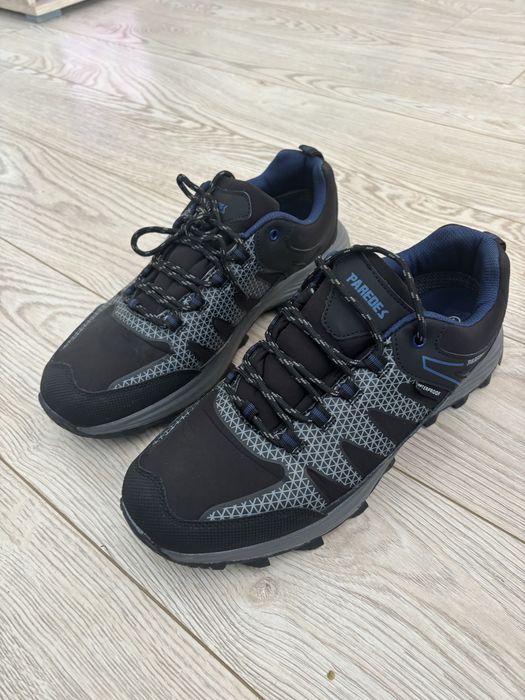 Pantofi sport Paredes drumetie/munca, marime 43