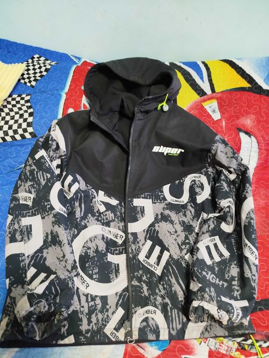 Двухсторонняя куртка на мальчика