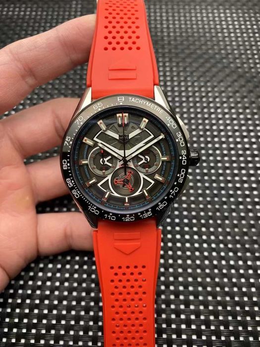 Ceas de bărbați cu quartz TAG Carrera Caliber Shanghai