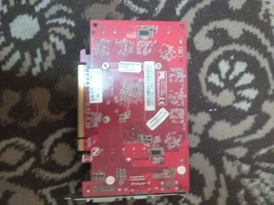 Блок питания и видеокарта для ПК