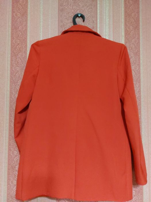 Женский брючный костюм