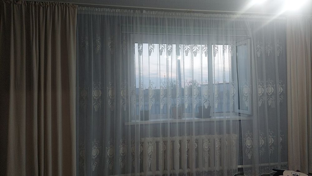 Продам тюль 9 метров за 40тысяч есть торг