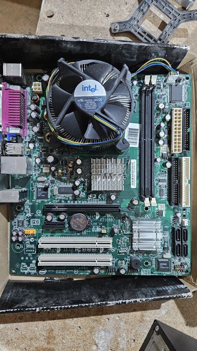 Продам 2 компьютера g31 и запчасти