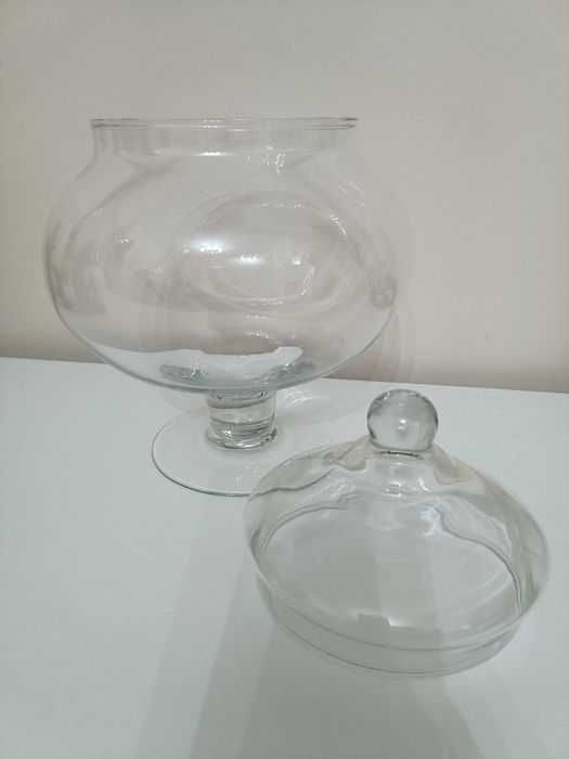 Recipient pentru bezele Nou