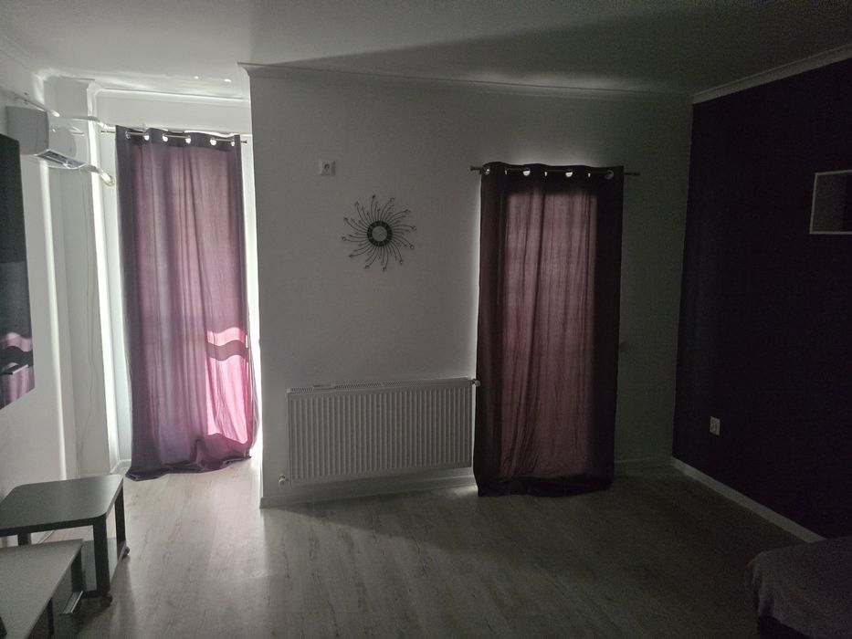 Garsoniera de închiriat Militari Residence