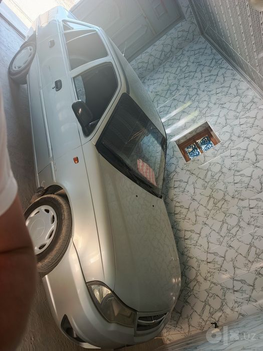 Nexia 2 sotiladi