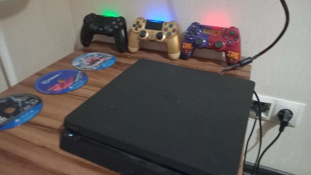 Playstation 4 б/у