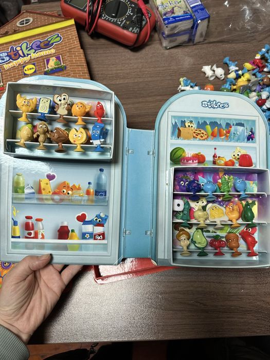 Стикита и албуми