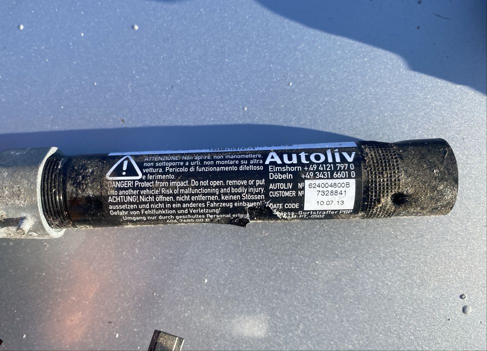 Pretensioner centura dreapta cu capsa bmw f10 f11 2010-2017