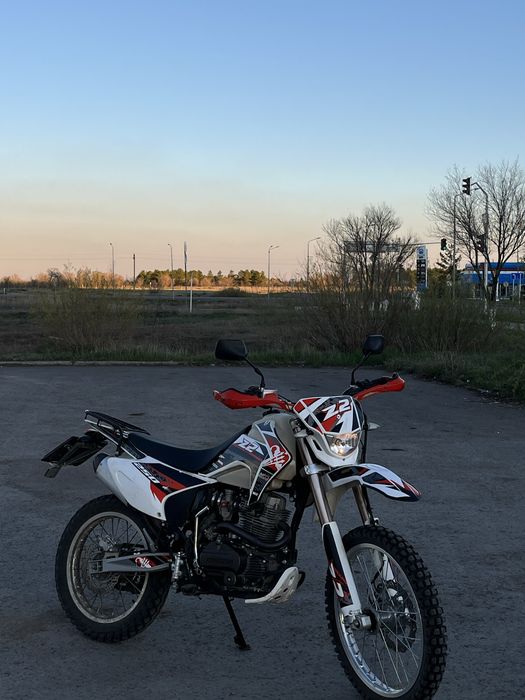 Продам мотоцикл эндуро на учете