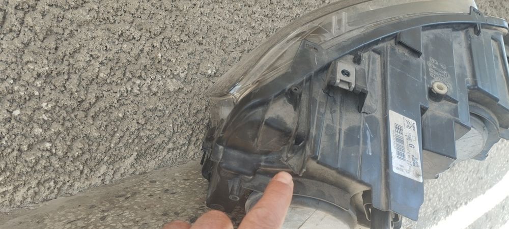 Фар за Ситроен Берлинго
