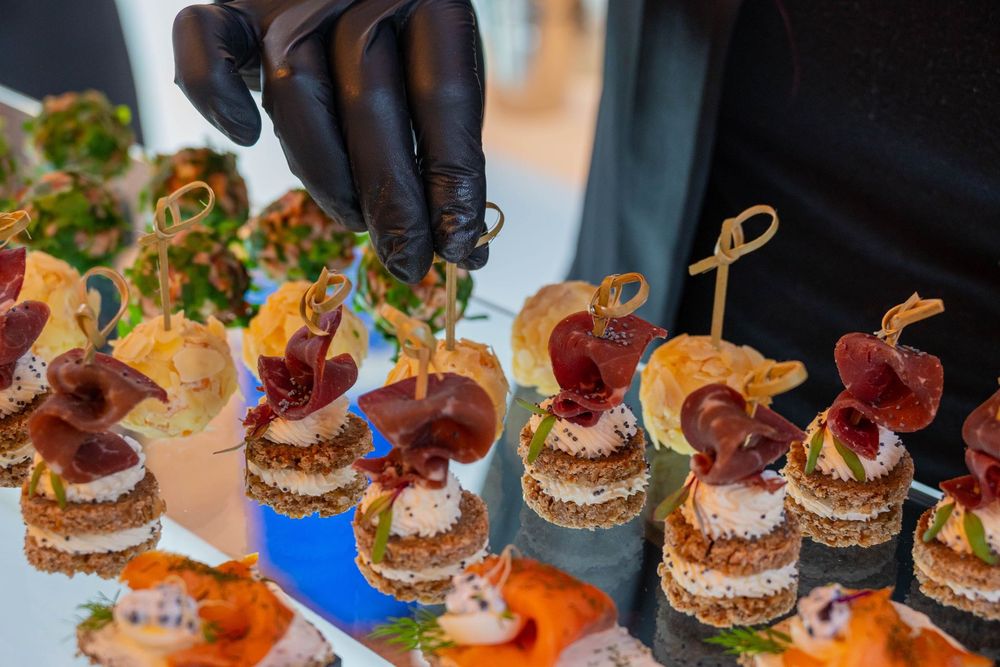 Кетъринг услуги за сватба, юбилей, коктейл, кафе-пауза, рожден ден