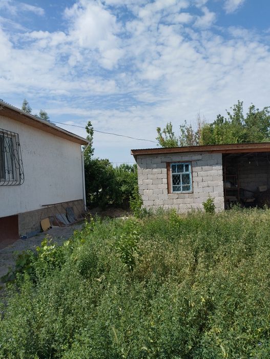 Продается большой дом со всеми удобствами