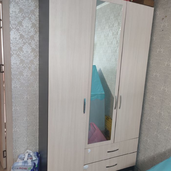 Продам шкаф в хорошем состоянии