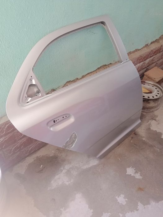 Дверь задний кобальт