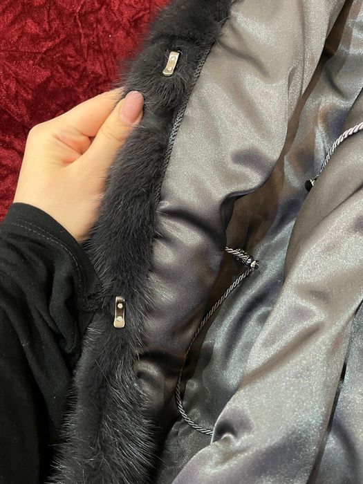 Продам Норковую шубу